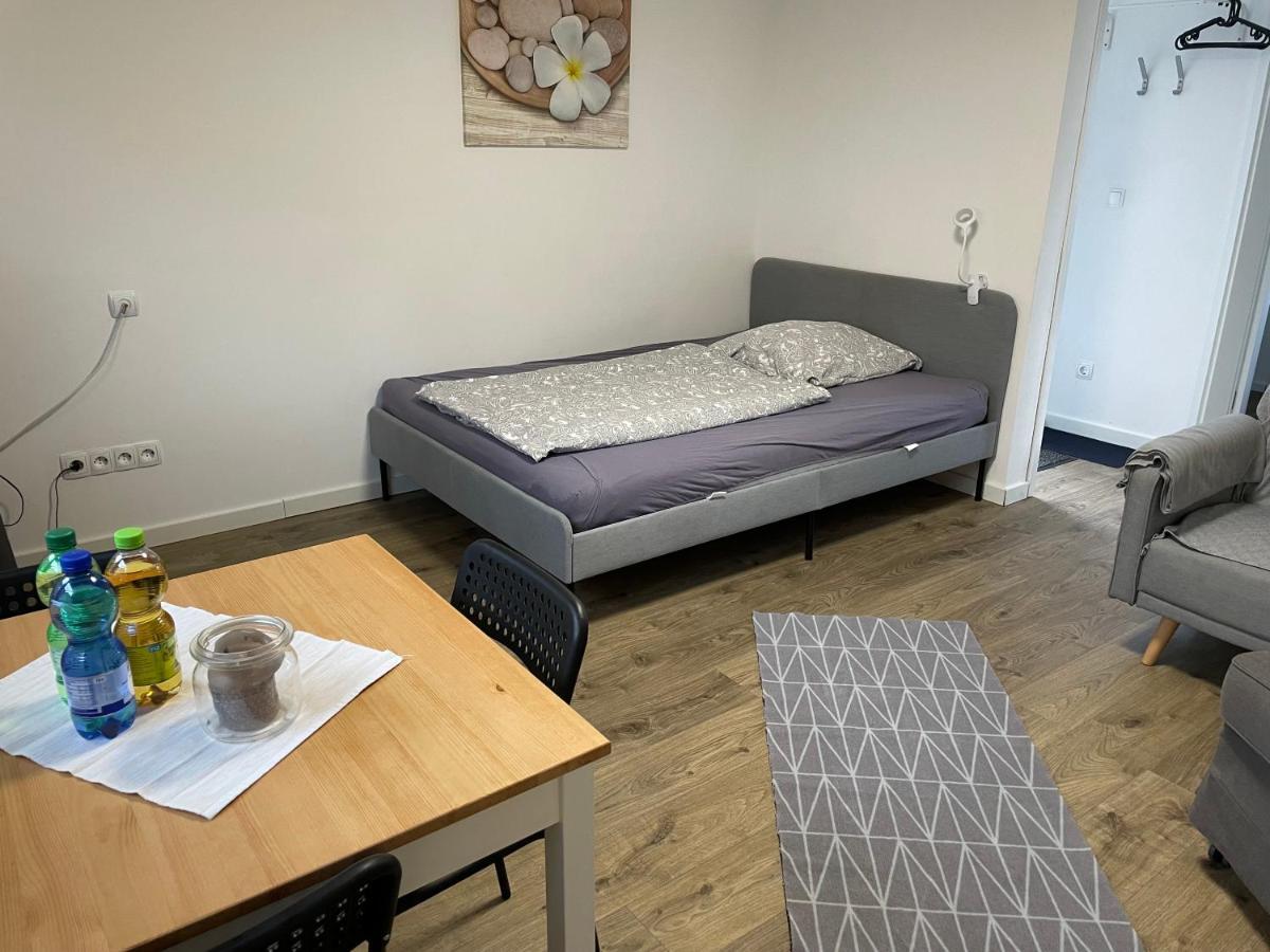 Gemuetliche 1-Zimmer Wohnung Mit Eigenem Eingang فيسيلينغ المظهر الخارجي الصورة